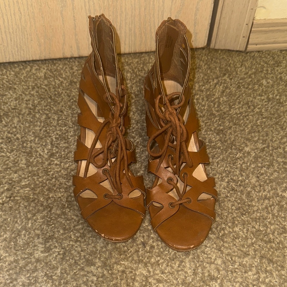 Forever 21 Tan Lace-Up Women's Boots
